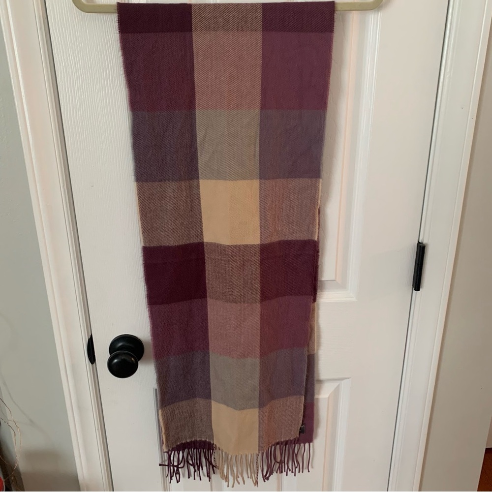 D&Y Softer Than Cashmere Purple & Cream Scarf